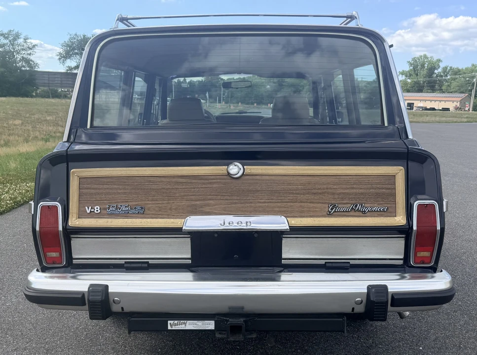 1987 Jeep SJ Grand Wagoneer - Image 31 of 31