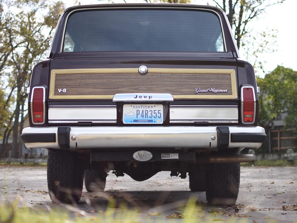 1987 Jeep SJ Grand Wagoneer - Image 20 of 31