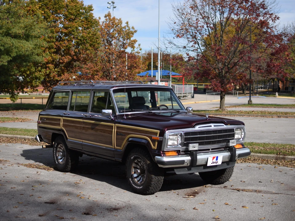 1987 Jeep SJ Grand Wagoneer - Image 27 of 31
