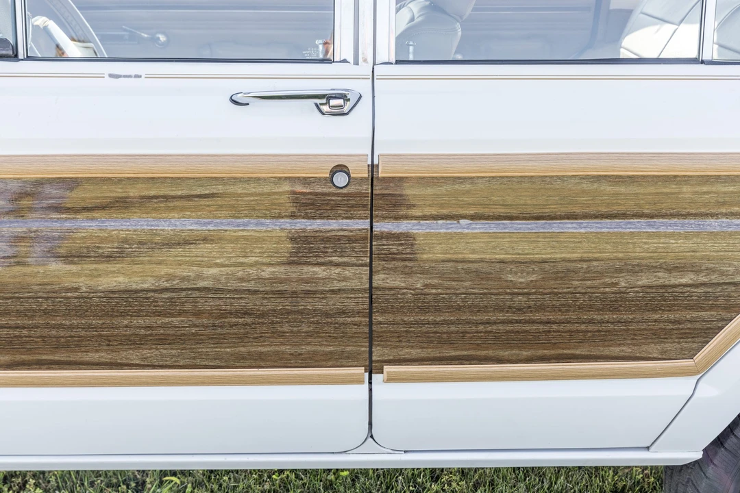 1987 Jeep SJ Grand Wagoneer - Image 20 of 31