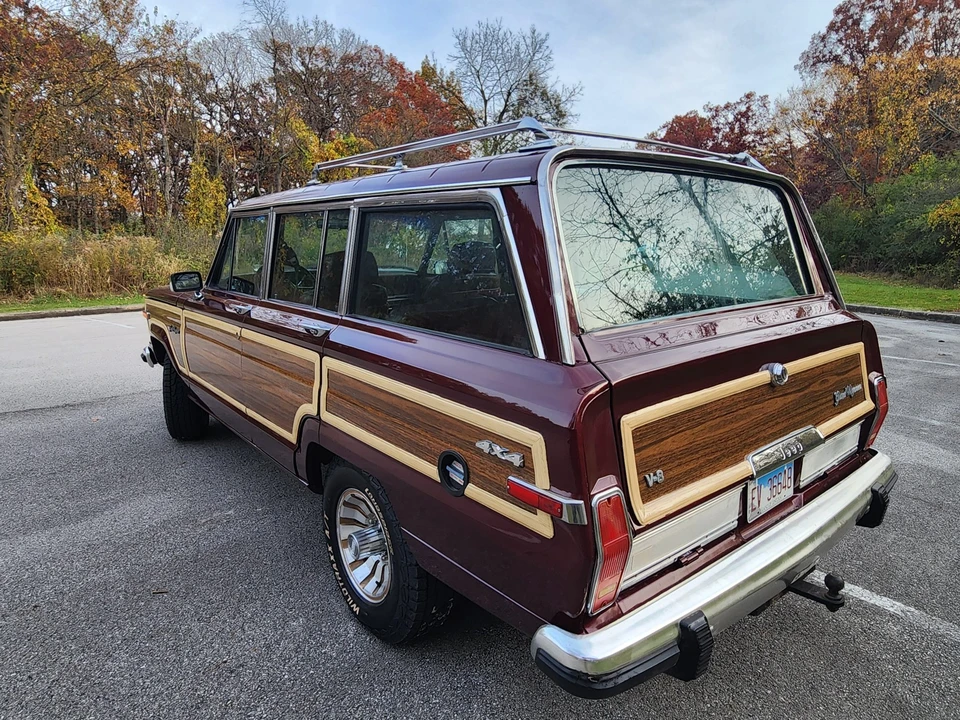 1987 Jeep SJ Grand Wagoneer - Image 21 of 31
