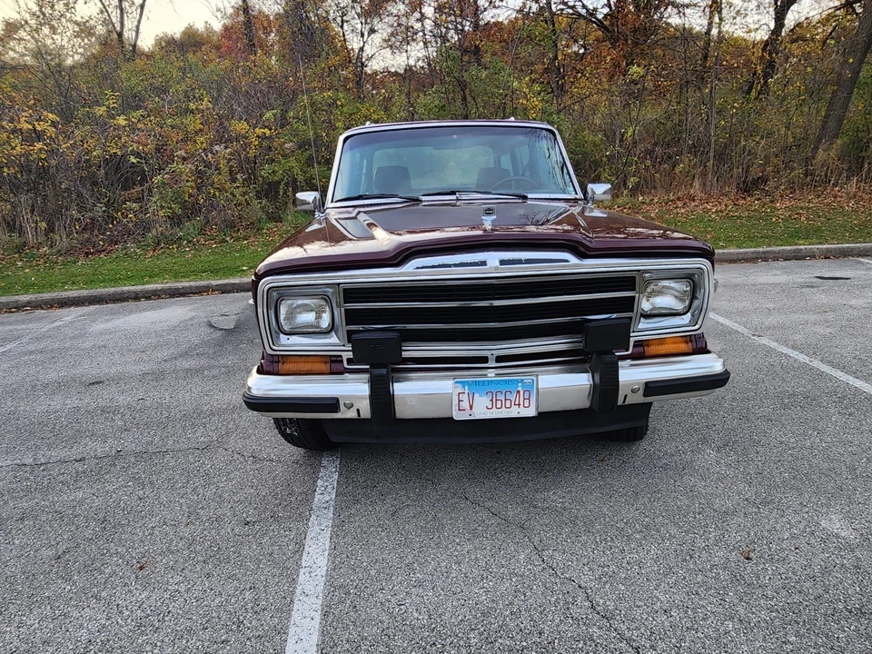 1987 Jeep SJ Grand Wagoneer - Image 6 of 31