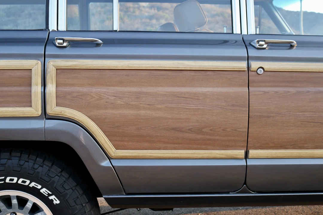 1987 Jeep SJ Grand Wagoneer - Image 31 of 31