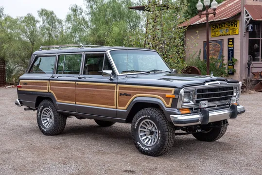 1987 Jeep Grand Wagoneer