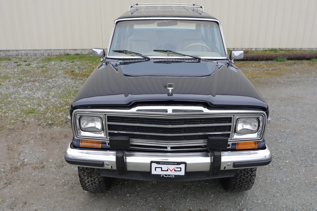 1987 Jeep SJ Grand Wagoneer - Image 21 of 31