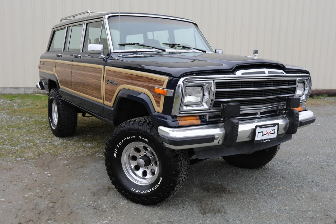 1987 Jeep SJ Grand Wagoneer - Image 18 of 31