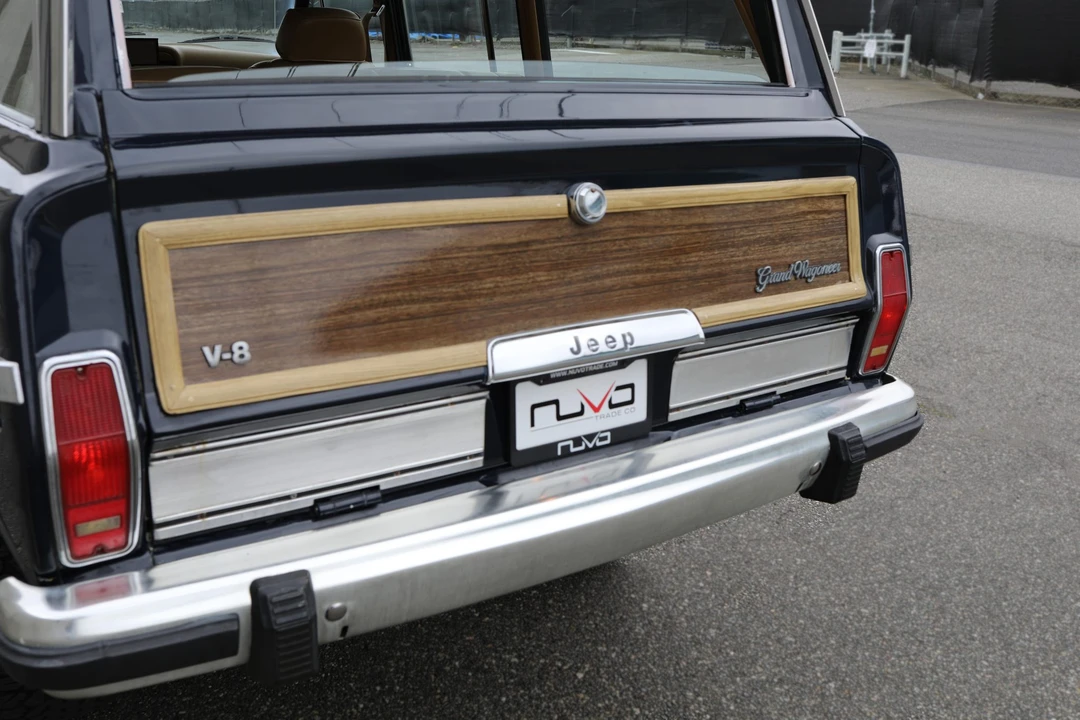 1987 Jeep SJ Grand Wagoneer - Image 28 of 31