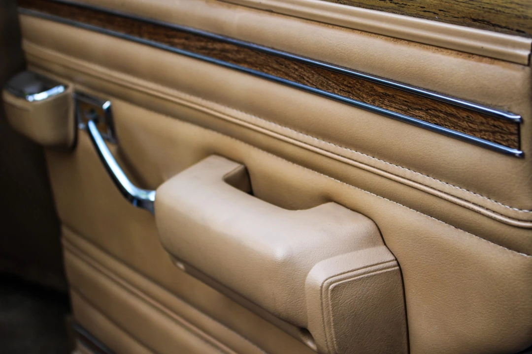 1987 Jeep SJ Grand Wagoneer - Image 30 of 31