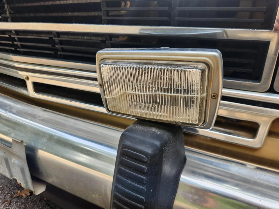 1987 Jeep SJ Grand Wagoneer - Image 23 of 31