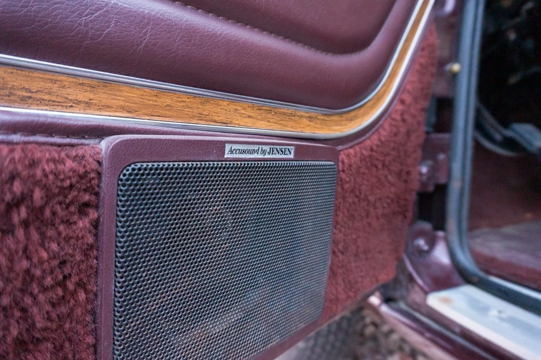 1987 Jeep XJ Wagoneer - Image 25 of 30