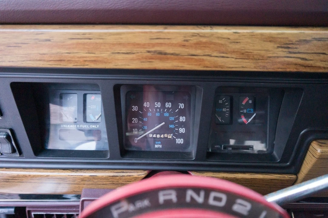 1987 Jeep XJ Wagoneer - Image 27 of 30