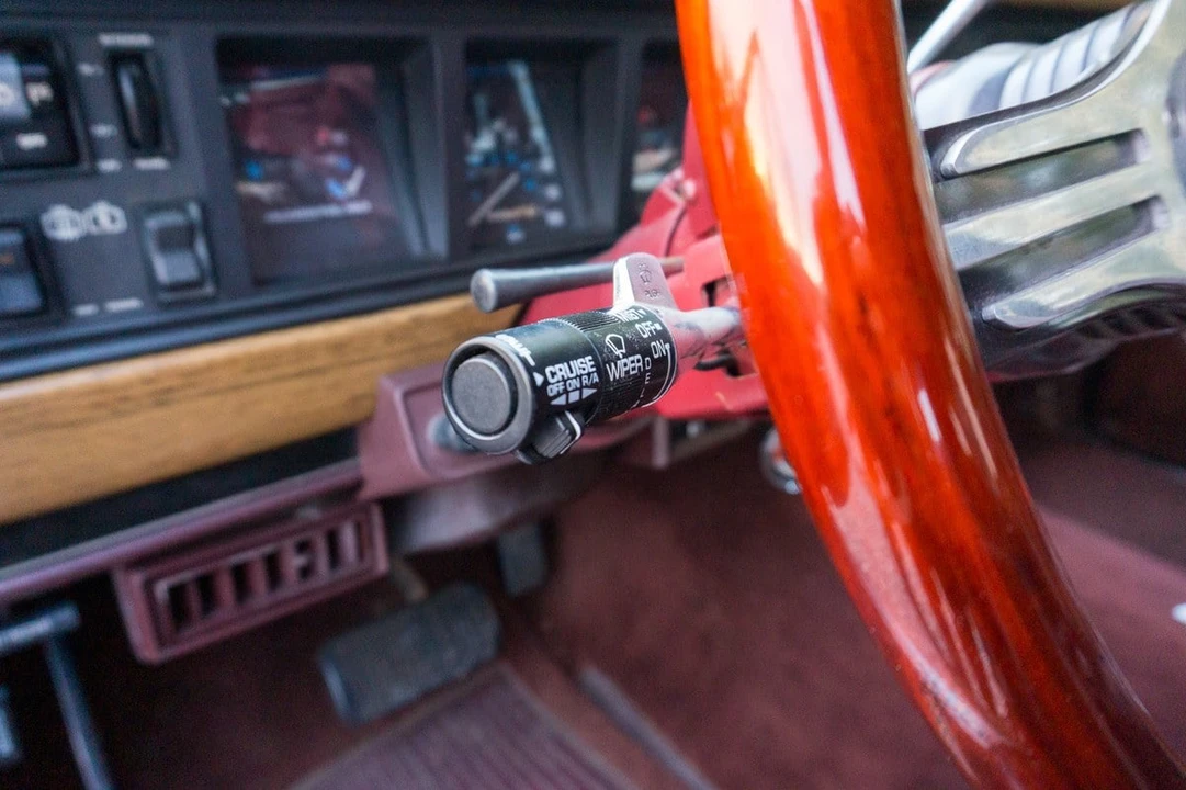 1987 Jeep XJ Wagoneer - Image 20 of 30