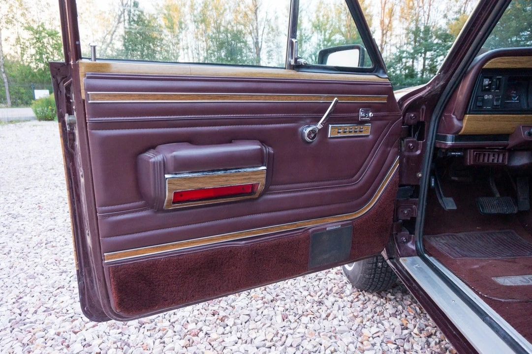 1987 Jeep XJ Wagoneer - Image 24 of 30