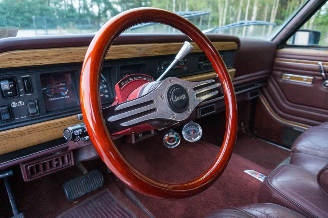 1987 Jeep XJ Wagoneer - Image 13 of 30