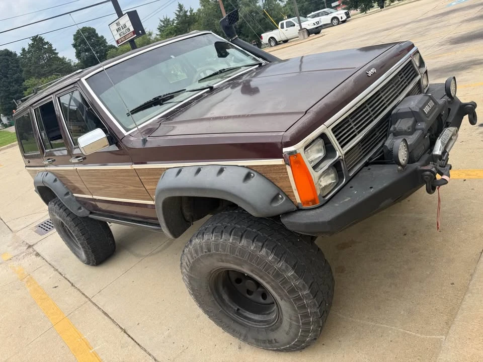 1987 Jeep SJ Wagoneer - Image 2 of 5