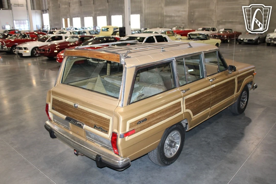 1987 Jeep XJ Wagoneer - Image 15 of 21