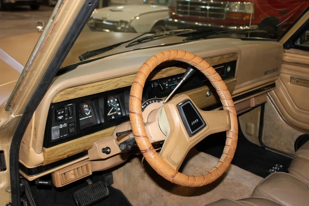 1987 Jeep SJ Wagoneer - Image 18 of 21