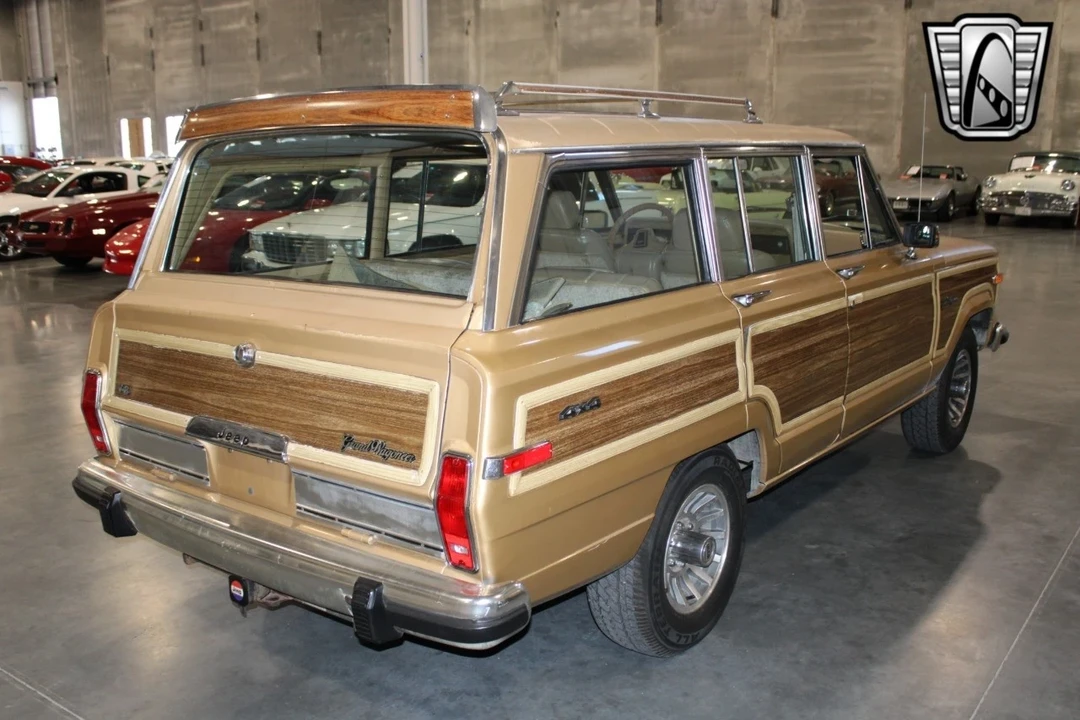 1987 Jeep SJ Wagoneer - Image 7 of 12