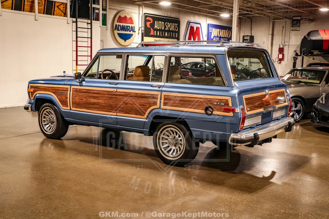 1987 Jeep SJ Wagoneer - Image 7 of 31
