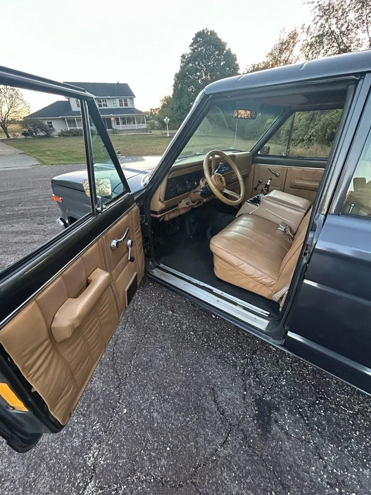 1987 Jeep SJ Wagoneer - Image 15 of 21