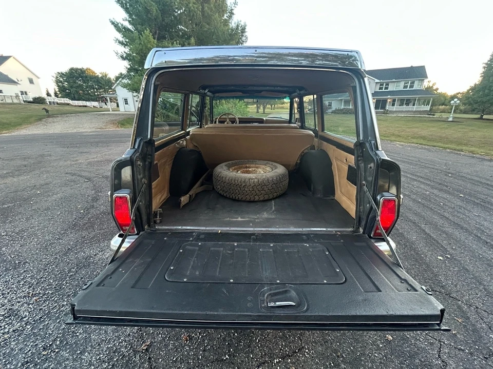 1987 Jeep XJ Wagoneer - Image 13 of 21