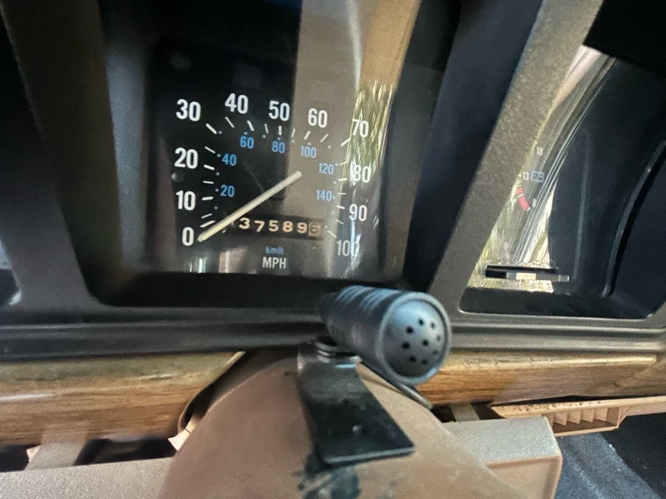 1987 Jeep SJ Wagoneer - Image 20 of 21