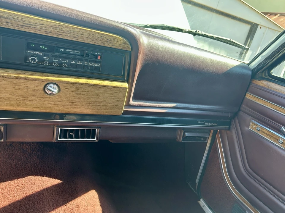 1987 Jeep XJ Wagoneer - Image 12 of 21