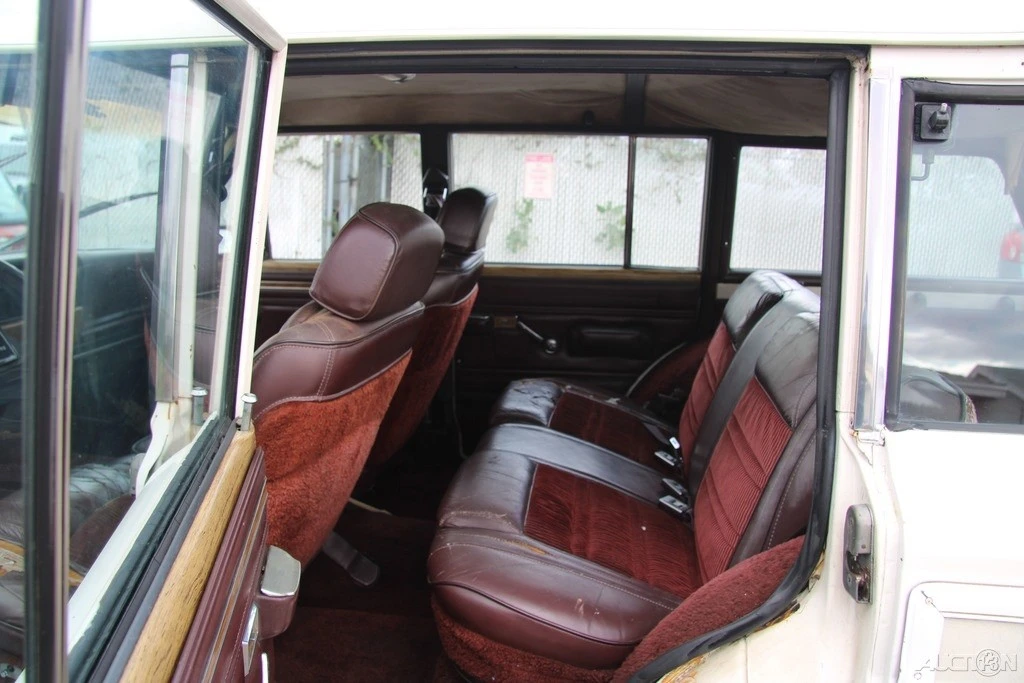 1987 Jeep XJ Wagoneer - Image 17 of 21