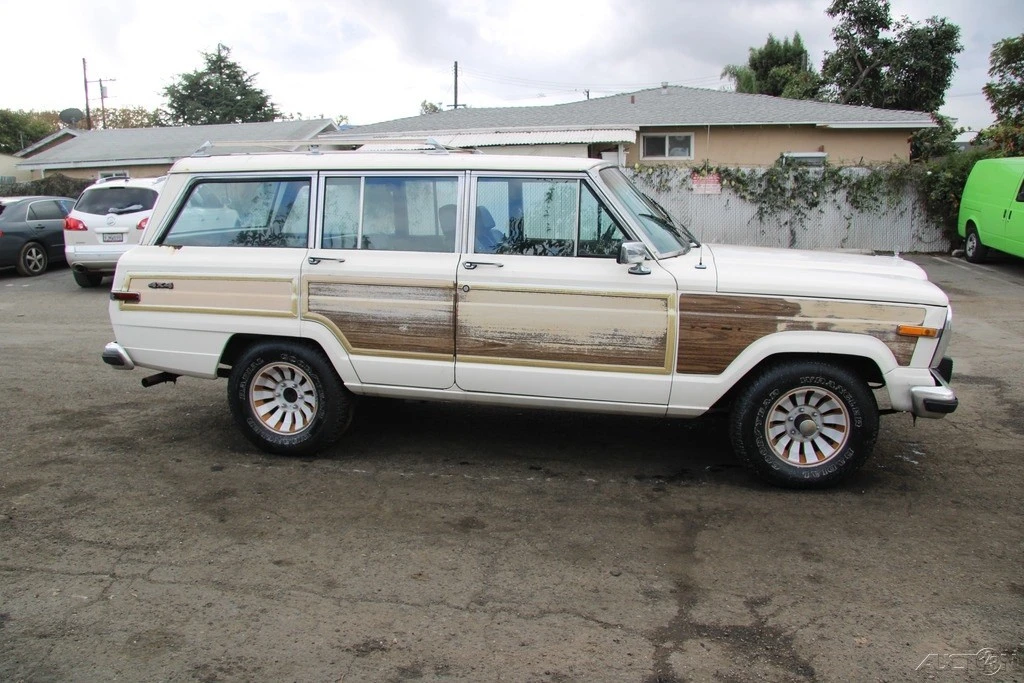1987 Jeep XJ Wagoneer - Image 7 of 21