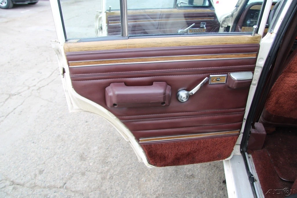 1987 Jeep XJ Wagoneer - Image 16 of 21