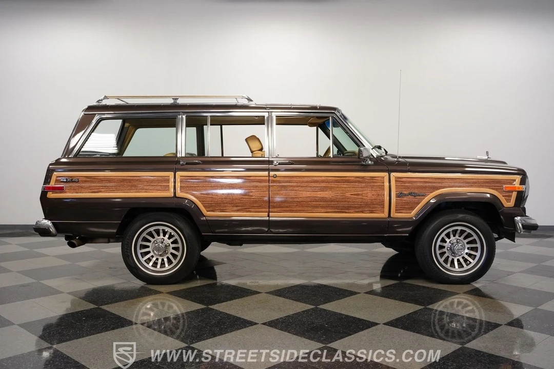 1987 Jeep XJ Wagoneer - Image 15 of 21