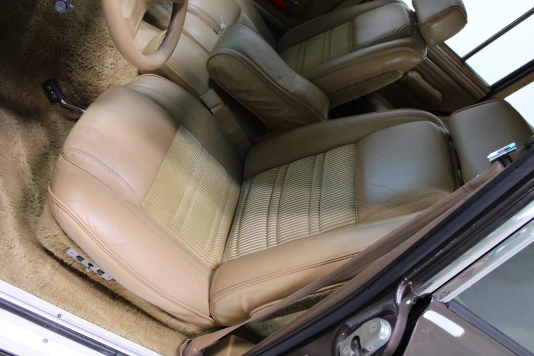 1987 Jeep SJ Wagoneer - Image 30 of 31