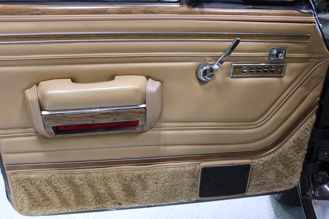 1987 Jeep SJ Wagoneer - Image 28 of 31
