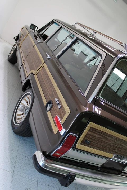1987 Jeep SJ Wagoneer - Image 18 of 31