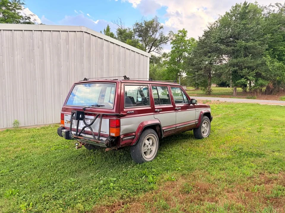 1987 Jeep XJ Wagoneer - Image 4 of 10