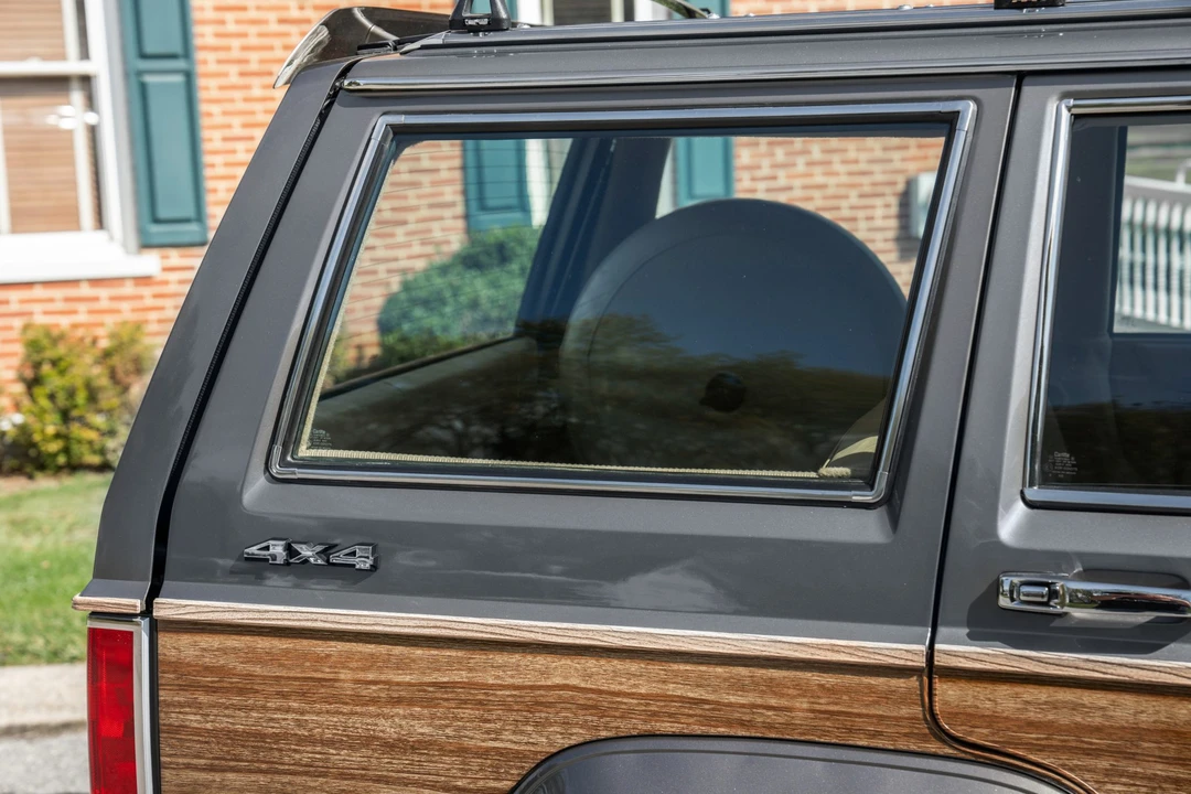 1987 Jeep XJ Wagoneer - Image 24 of 31