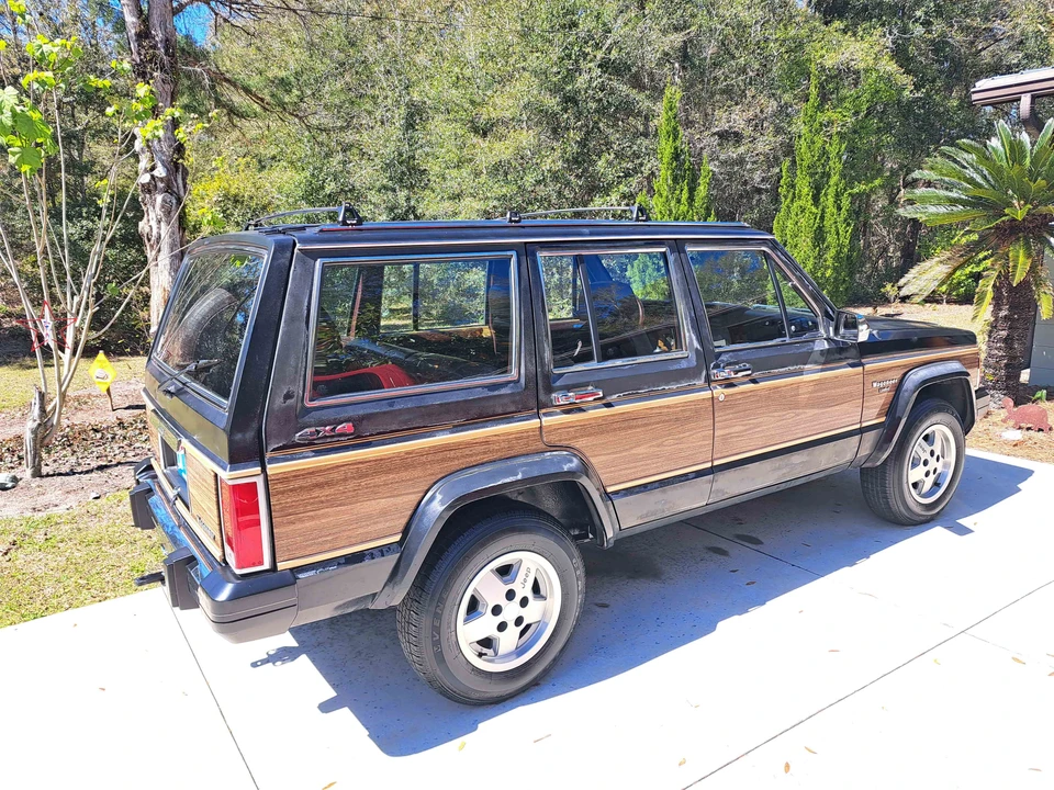 1987 Jeep SJ Wagoneer - Image 11 of 31