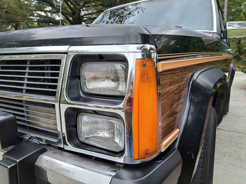 1987 Jeep SJ Wagoneer - Image 18 of 31