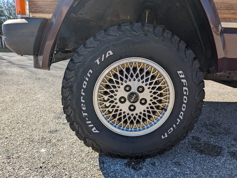 1987 Jeep XJ Wagoneer - Image 20 of 31