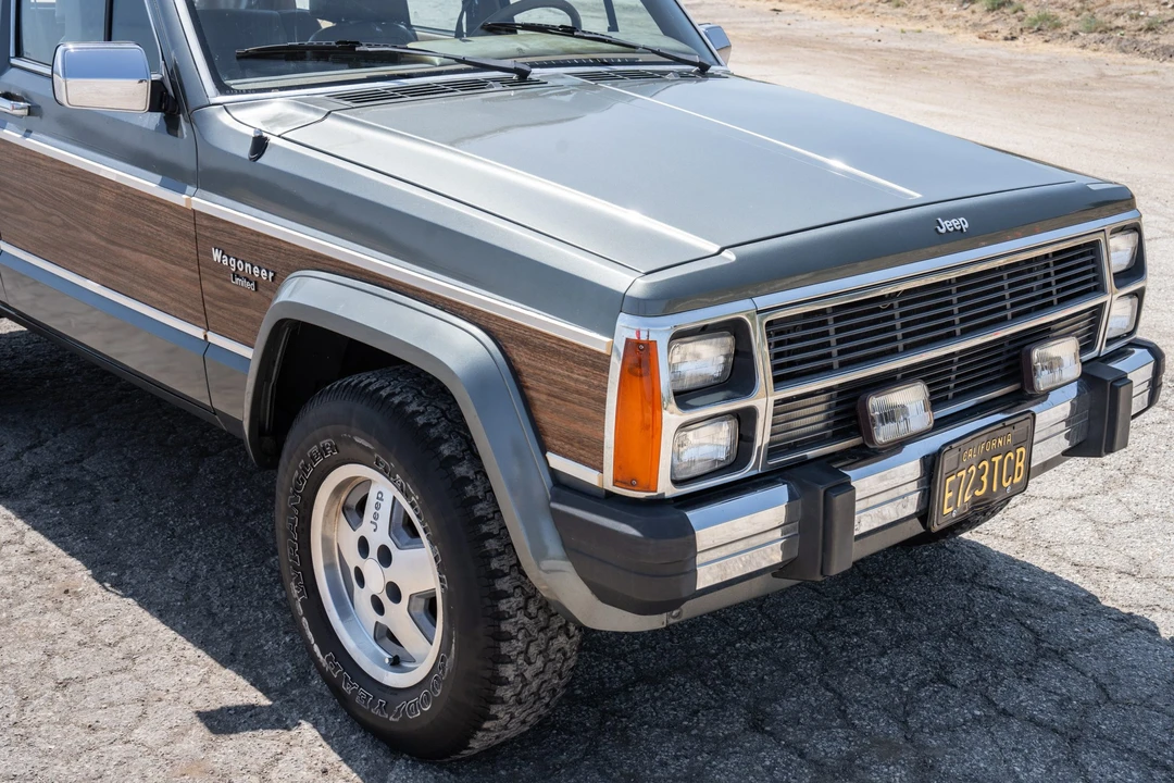 1987 Jeep XJ Wagoneer - Image 15 of 31