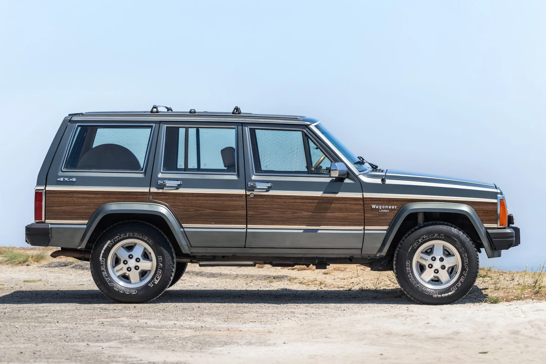 1987 Jeep XJ Wagoneer - Image 6 of 31