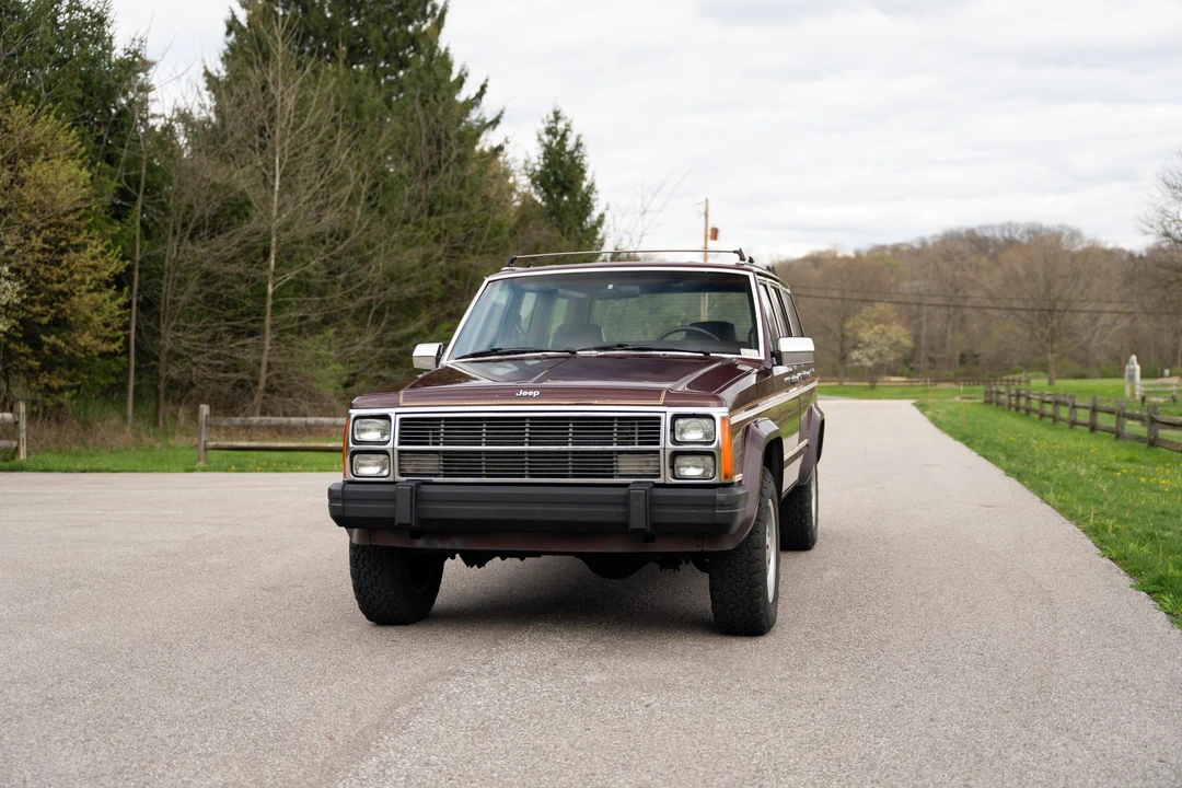 1987 Jeep XJ Wagoneer - Image 10 of 31