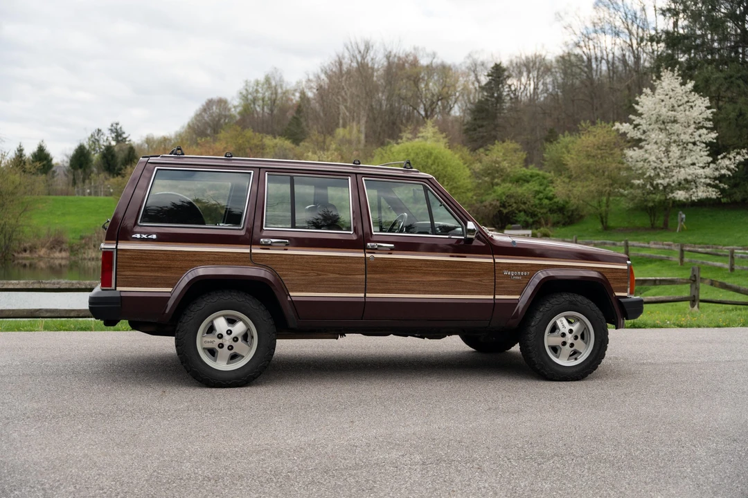 1987 Jeep XJ Wagoneer - Image 30 of 31