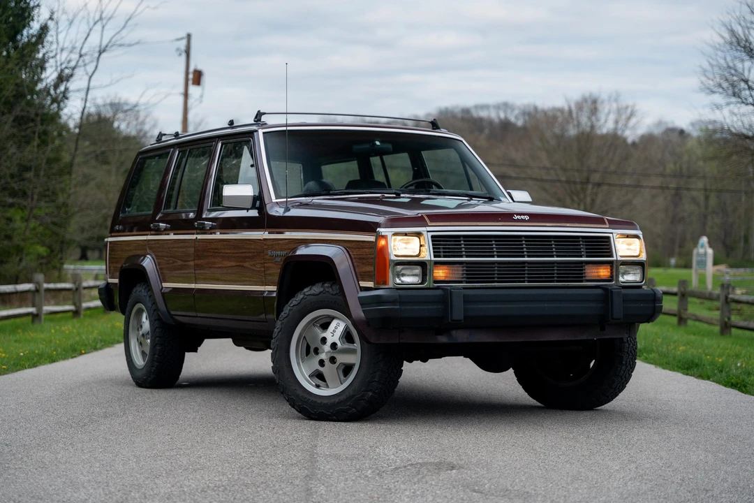 1987 Jeep XJ Wagoneer - Image 24 of 31