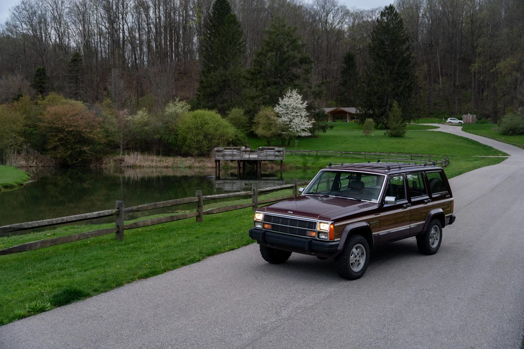 1987 Jeep XJ Wagoneer - Image 7 of 31