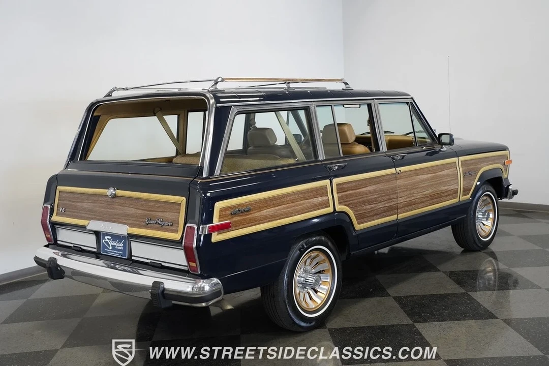 1987 Jeep SJ Wagoneer - Image 14 of 21