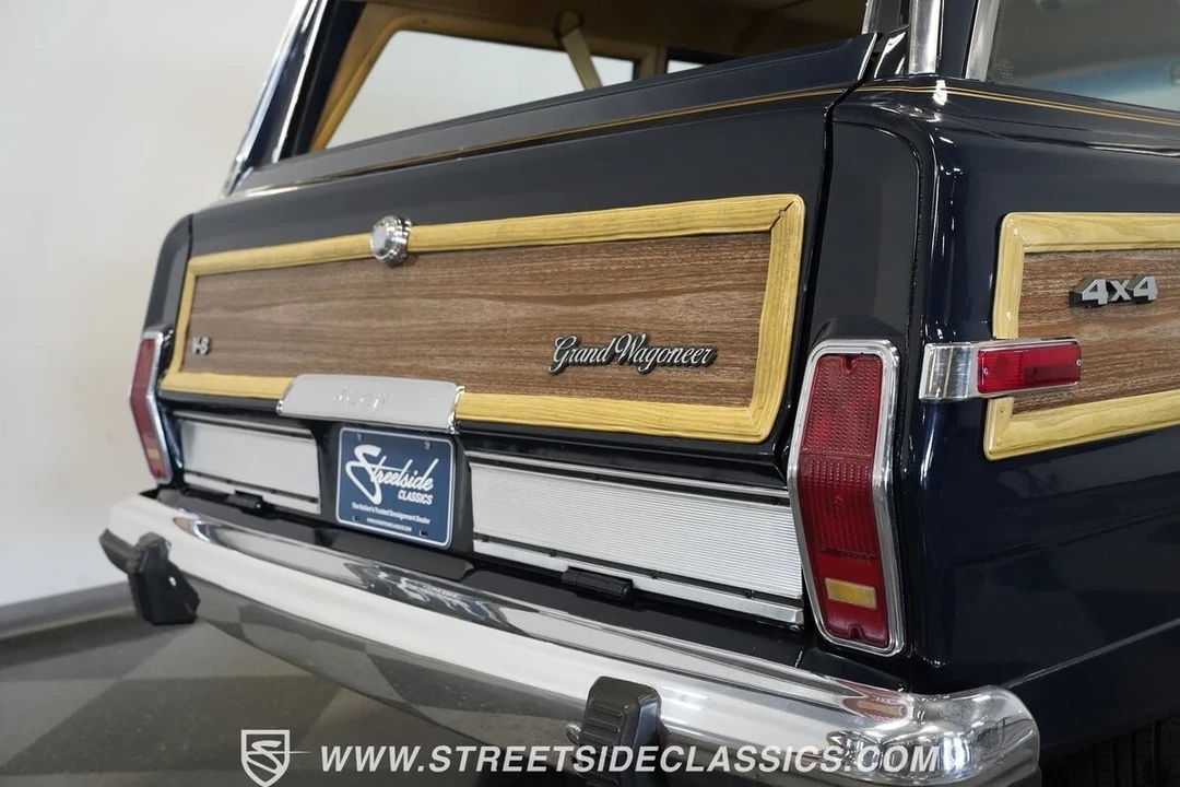 1987 Jeep SJ Wagoneer - Image 13 of 21