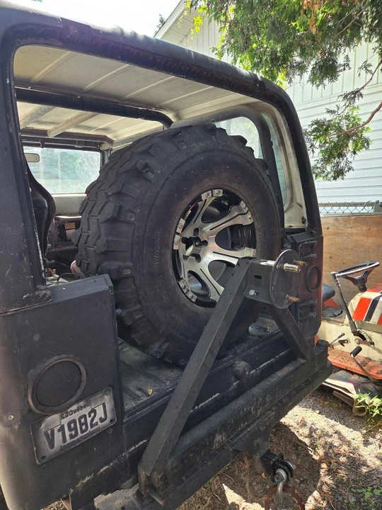 1987 Jeep YJ Wrangler - Image 6 of 6