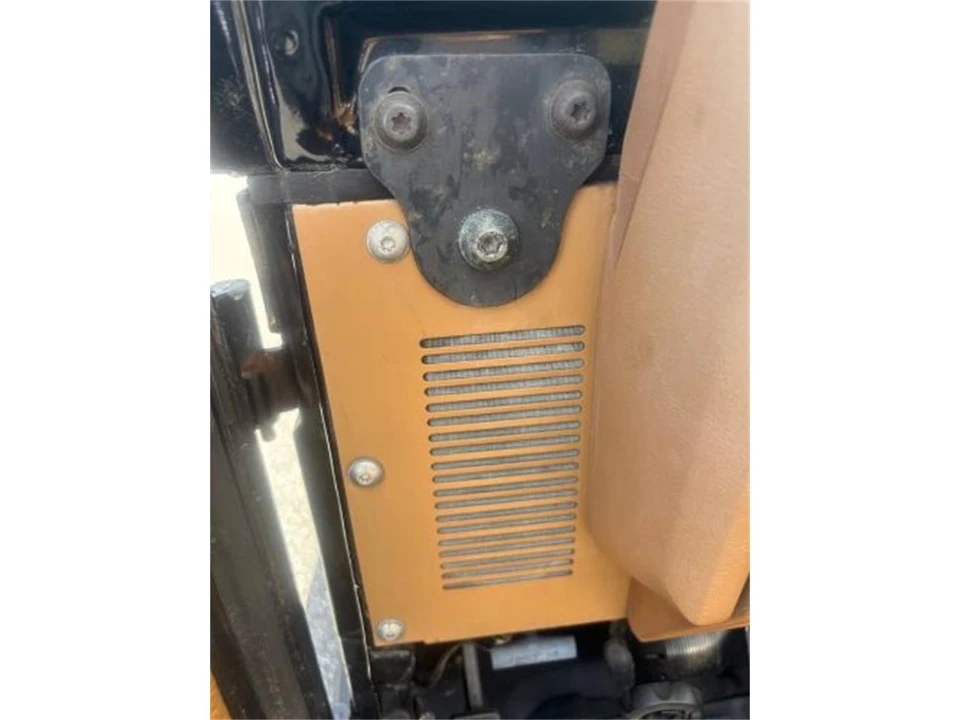 1987 Jeep YJ Wrangler - Image 10 of 19