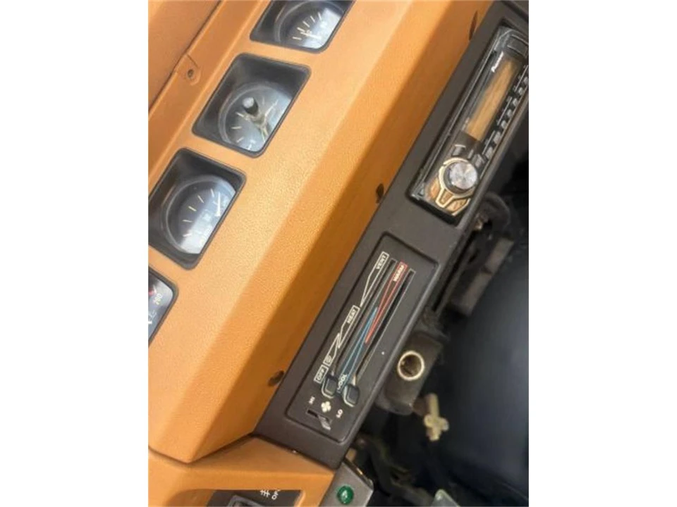 1987 Jeep YJ Wrangler - Image 8 of 19